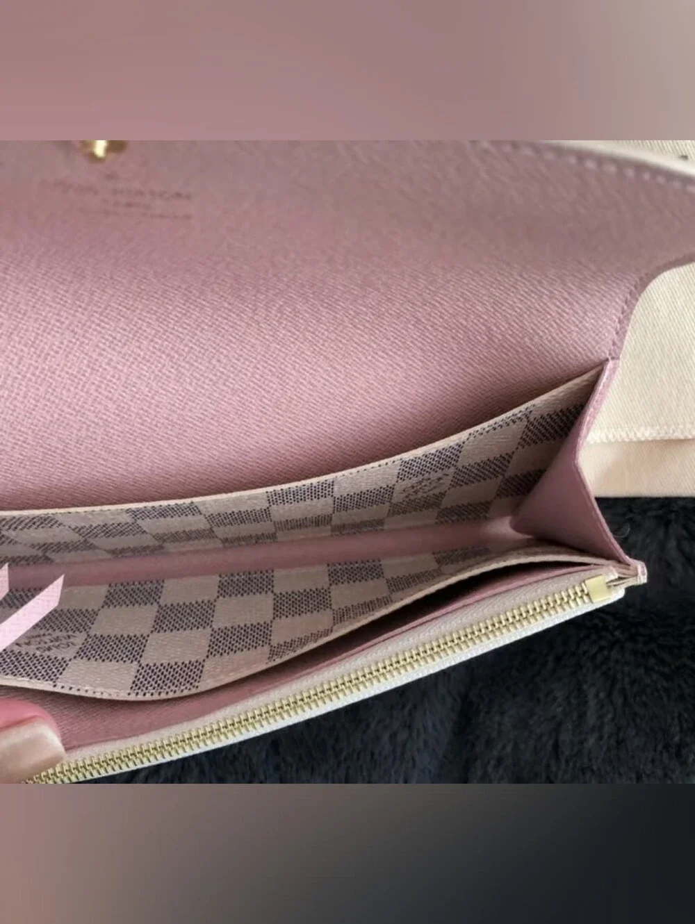 Louis Vuitton Damier Azur Checkered Canvas Wallet in White and Light Gray - Picture 3 of 10